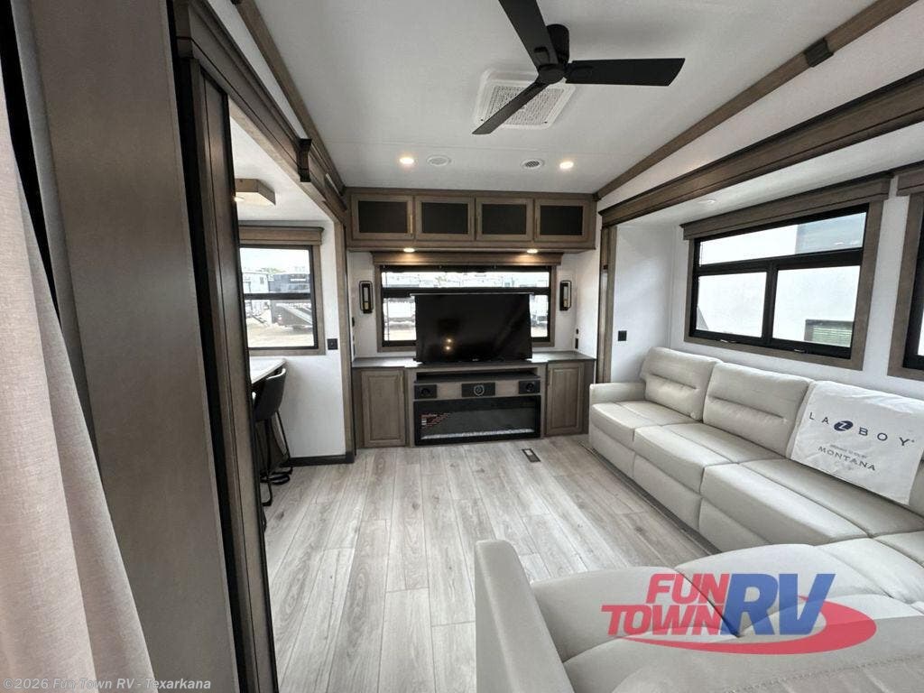 2026 Montana 3532SP by Keystone from Fun Town RV - Texarkana in Texarkana, Arkansas