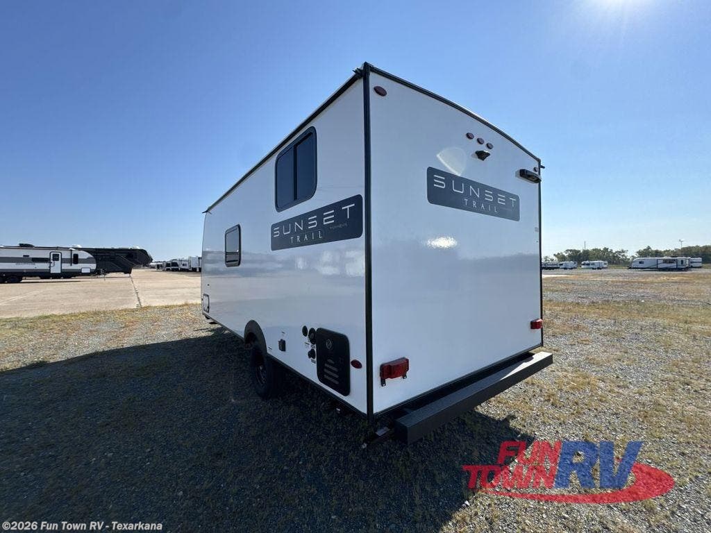 New 2026 CrossRoads Sunset Trail 17BHS available in Texarkana, Arkansas