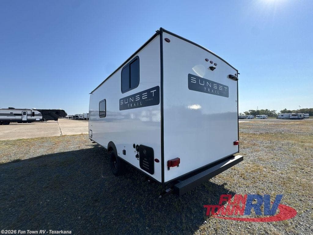 New 2026 CrossRoads Sunset Trail 17BHS available in Texarkana, Arkansas