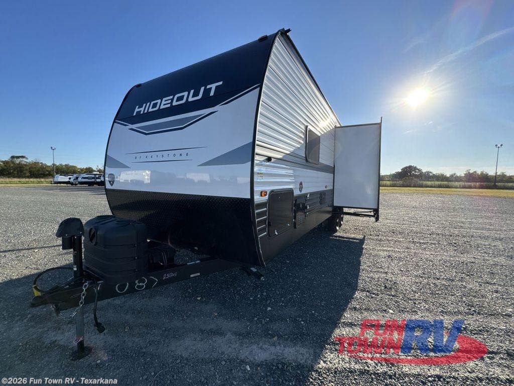 Used 2025 Keystone Hideout 28BUS available in Texarkana, Arkansas