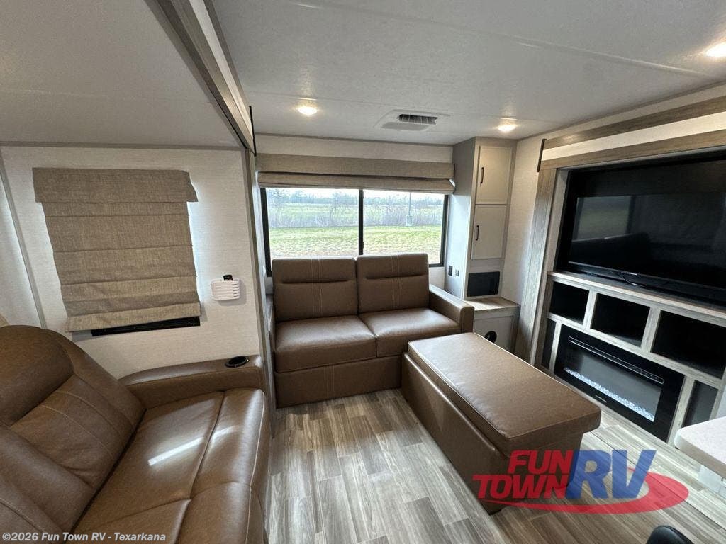 2025 Vibe 2800RL by Forest River from Fun Town RV - Texarkana in Texarkana, Arkansas