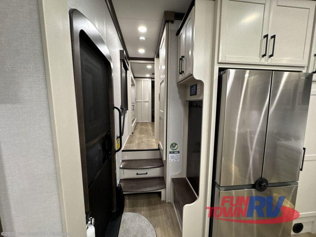 2026 Riverstone Legacy 425FO by Forest River from Fun Town RV - Texarkana in Texarkana, Arkansas