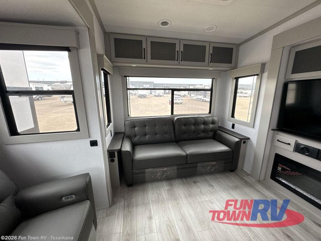 2026 Montana High Country 331RL by Keystone from Fun Town RV - Texarkana in Texarkana, Arkansas