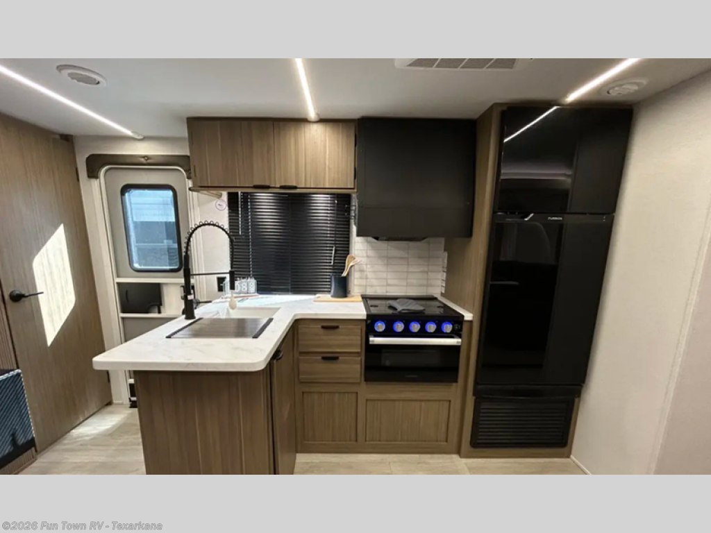 Used 2025 Forest River Wildwood X-Lite 273QBXL available in Texarkana, Arkansas