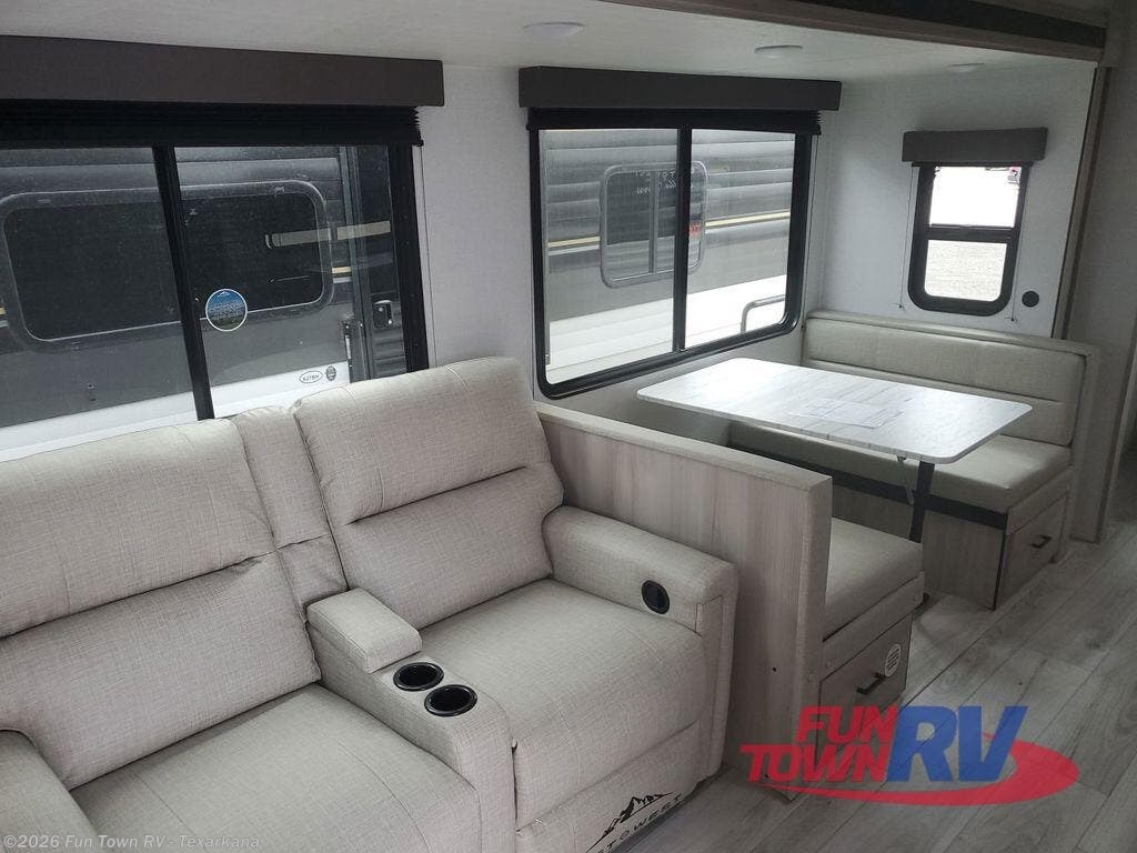 New 2025 East to West Della Terra 262BH available in Texarkana, Arkansas