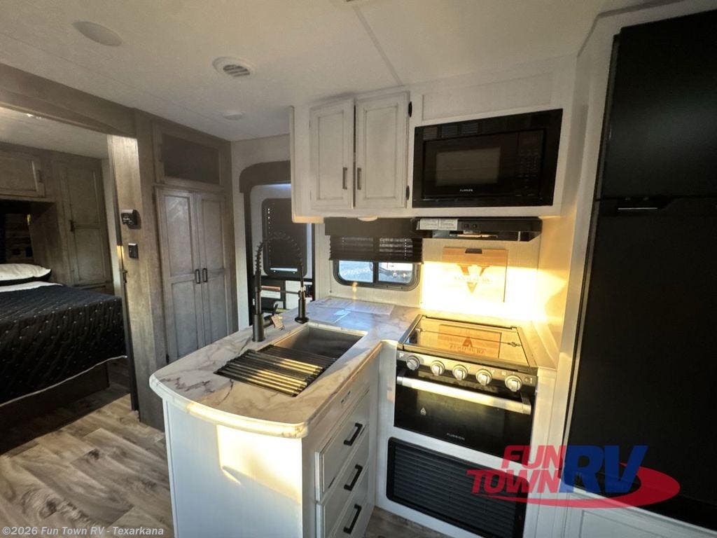 Used 2021 Venture RV SportTrek 281VBH available in Texarkana, Arkansas