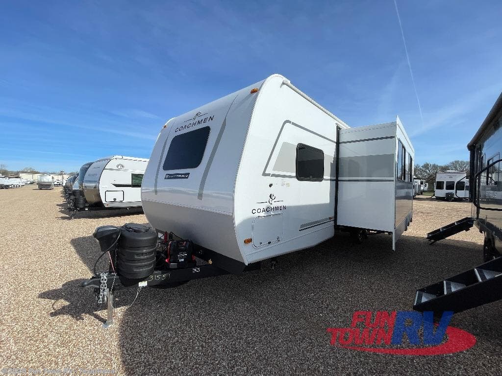 2026 Freedom Express Select 29SE by Coachmen from Fun Town RV - Texarkana in Texarkana, Arkansas