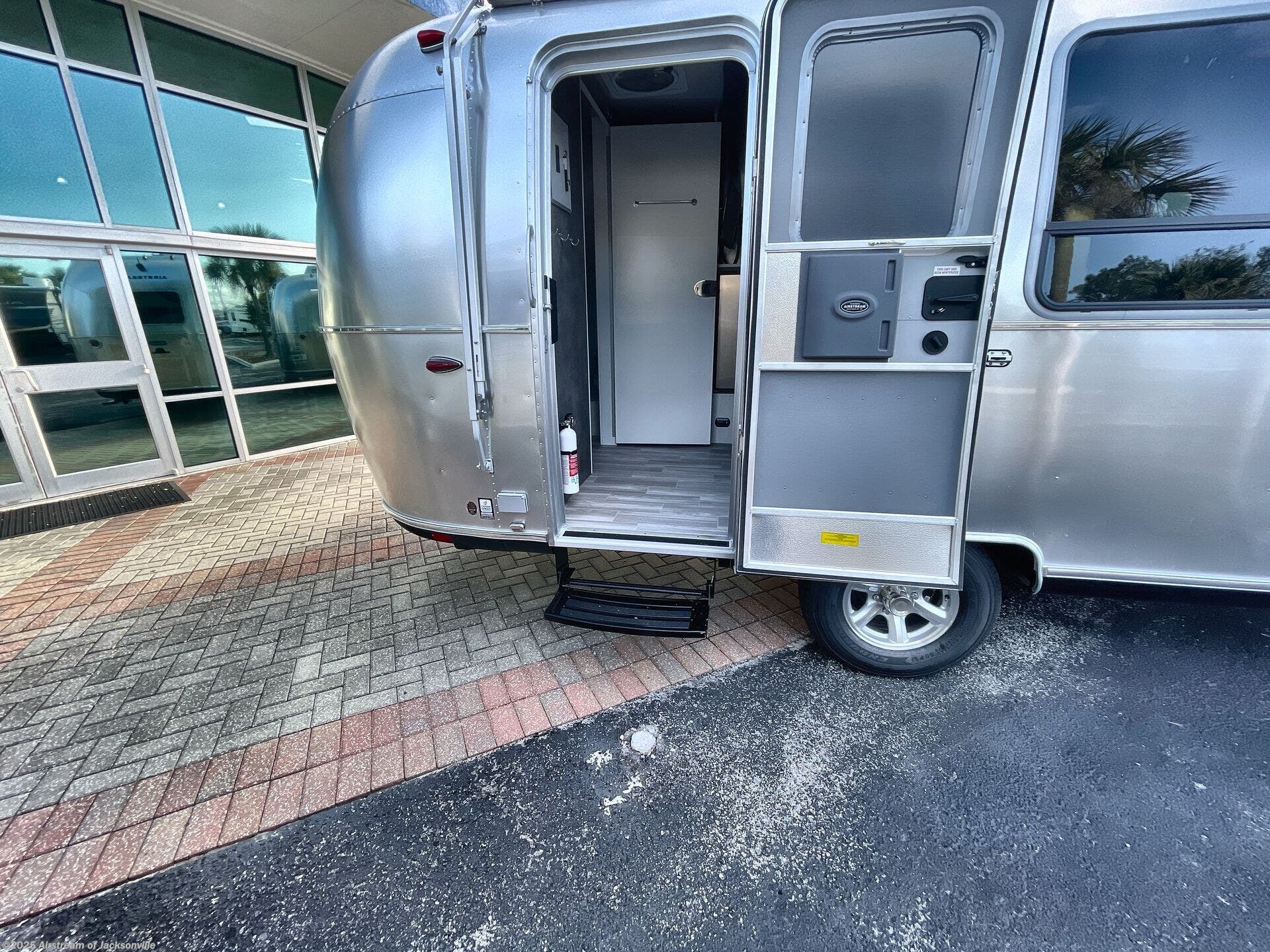 2025 Airstream Bambi 22FB RV for Sale in Jacksonville, FL 32277 T97746 Classifieds