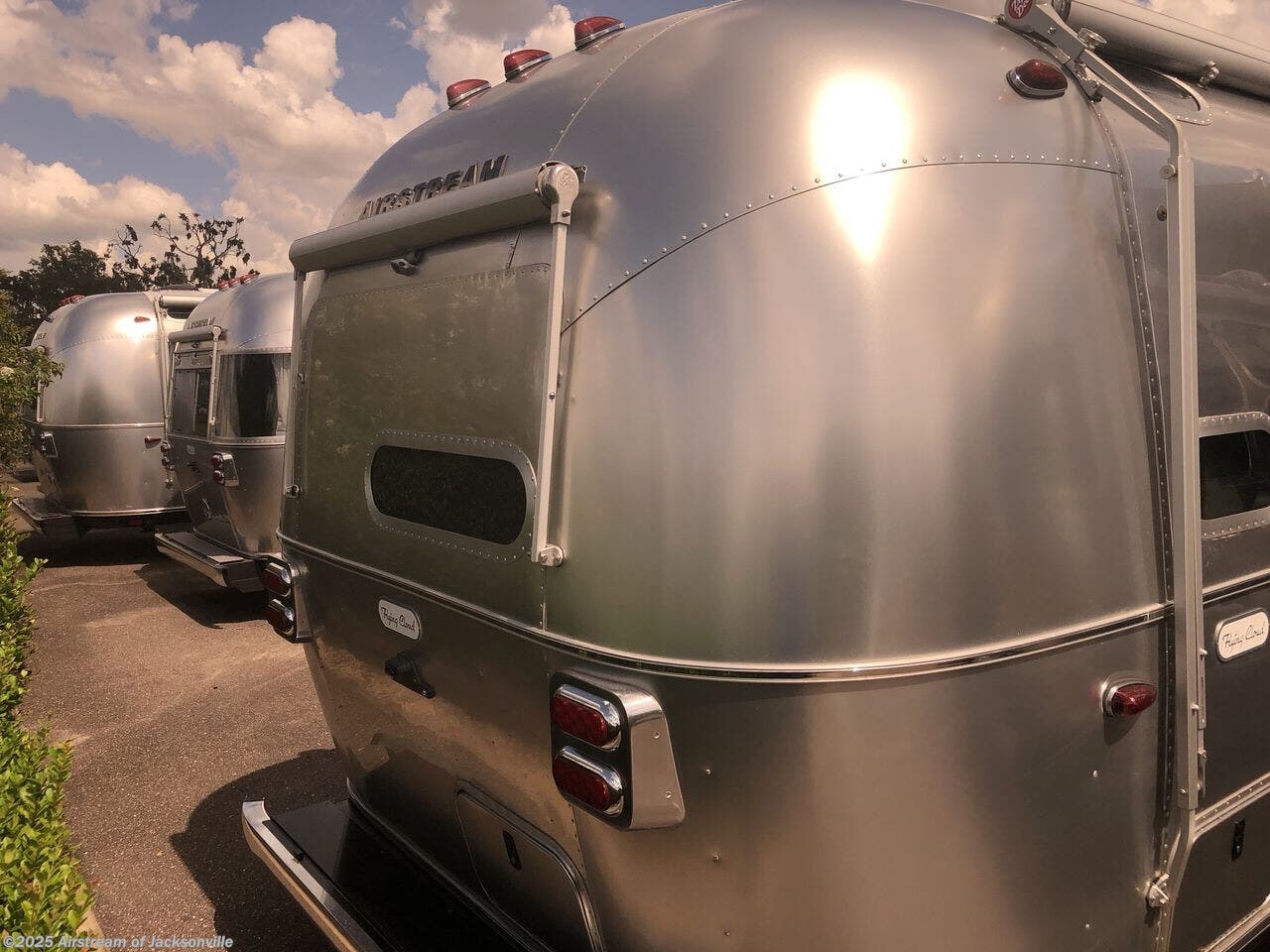 New 2026 Airstream Flying Cloud 30FB Bunk available in Jacksonville, Florida