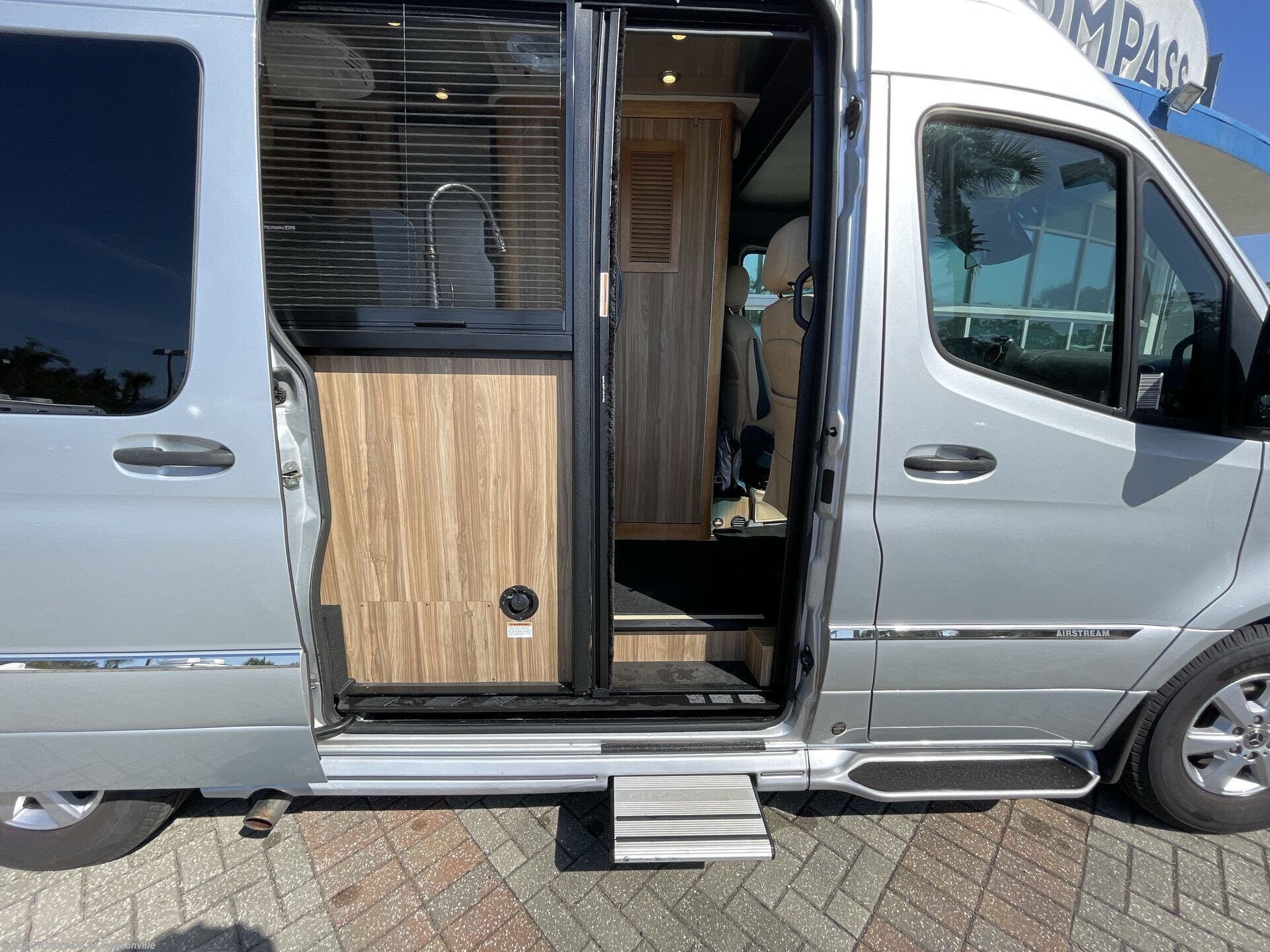 2022 Tommy Bahama Interstate Nineteen by Airstream from Airstream of Jacksonville in Jacksonville, Florida