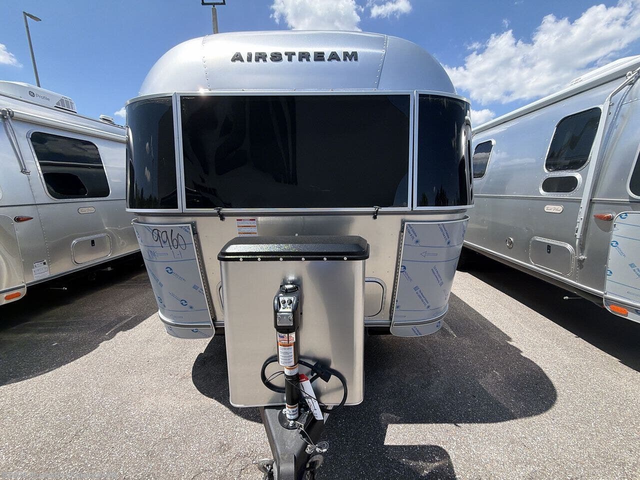 New 2026 Airstream Trade Wind 25FBT available in Jacksonville, Florida