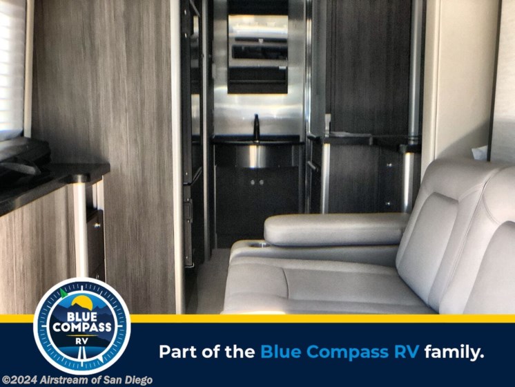 New 2023 Airstream Atlas Murphy Suite available in San Diego, California