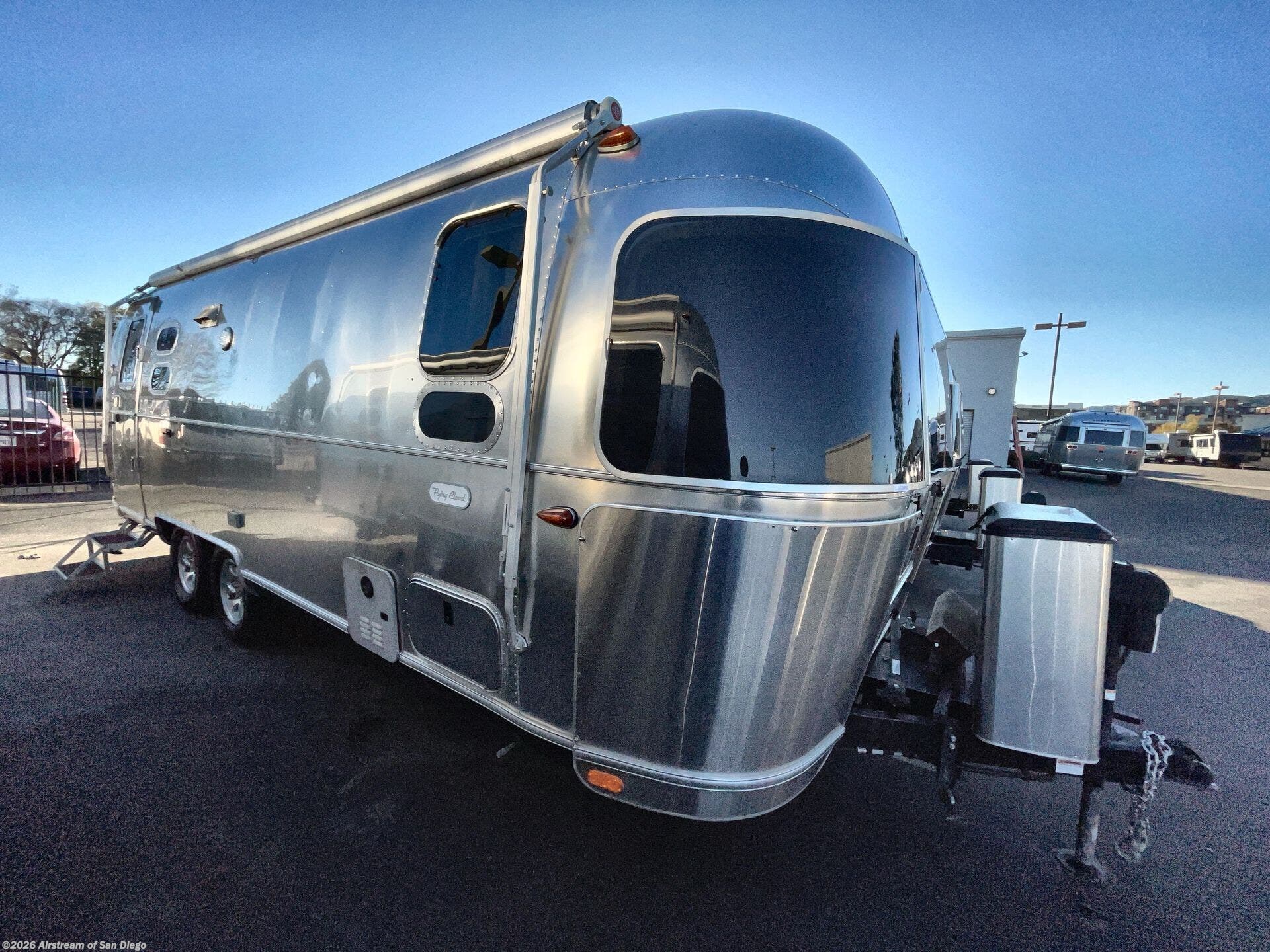 2021 Flying Cloud 25FB Twin by Airstream from Airstream of San Diego in San Diego, California