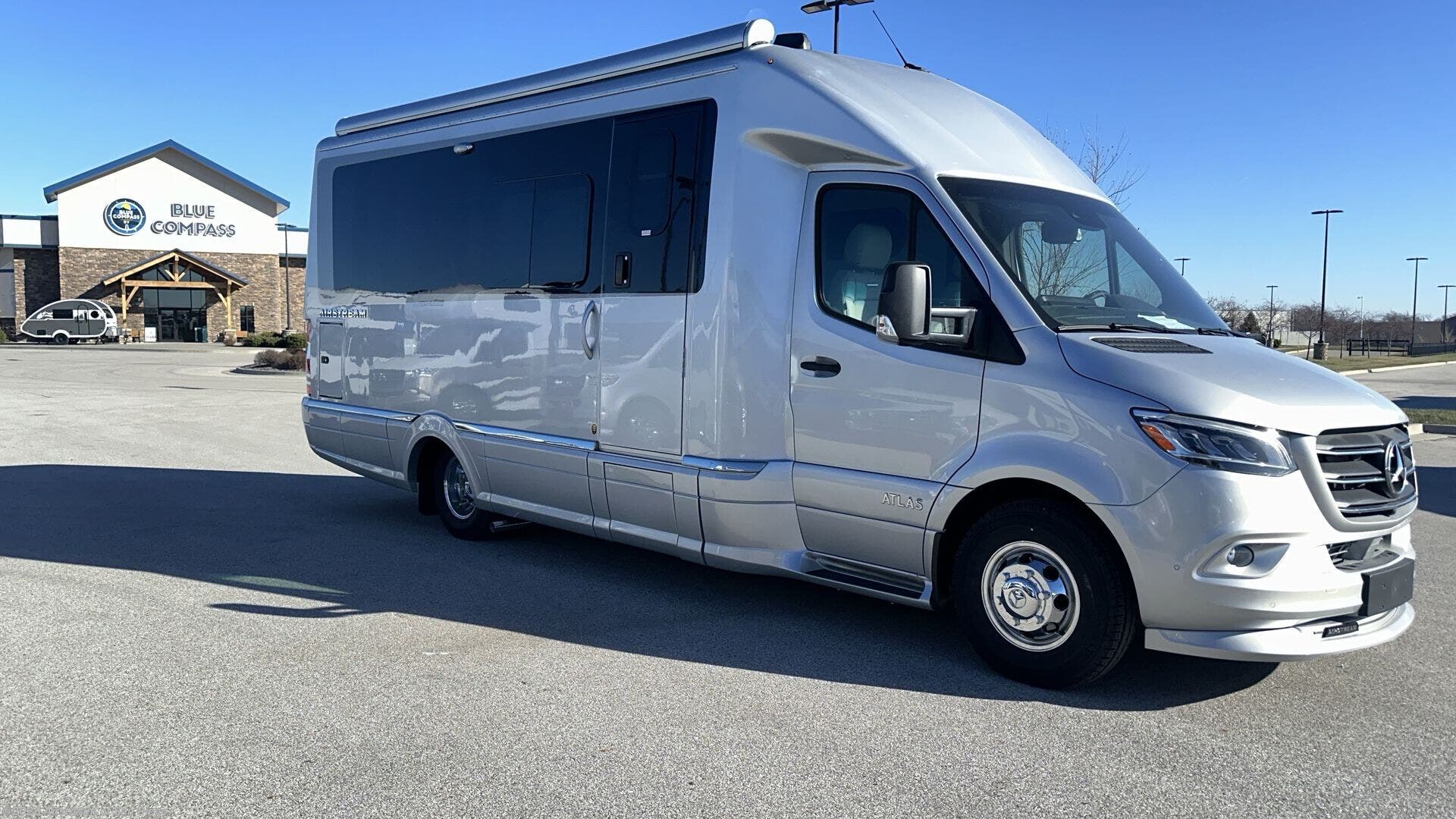 2025 Atlas Murphy Suite by Airstream from Airstream of San Diego in San Diego, California