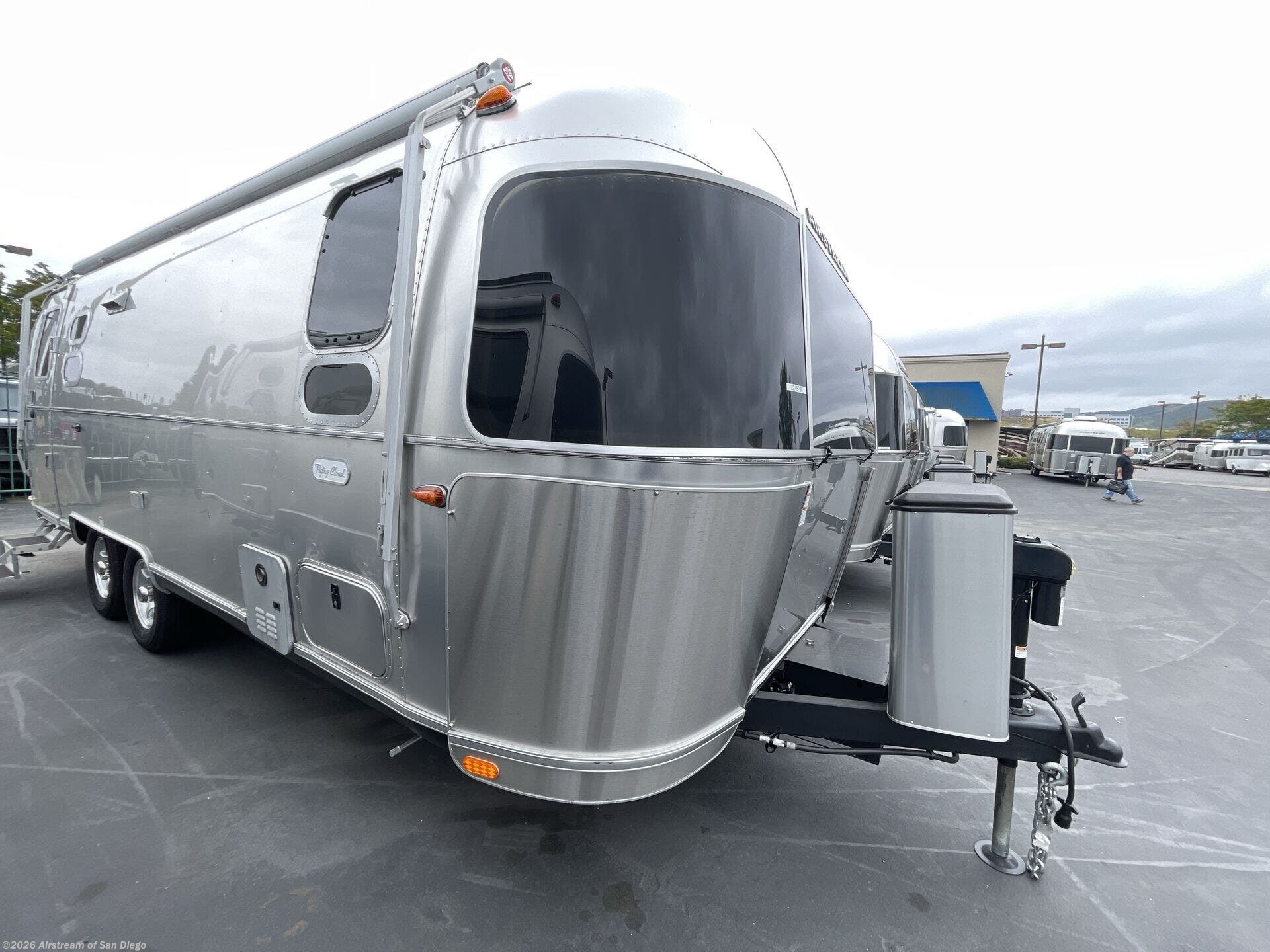 2016 Airstream Classic 30 - Used Travel Trailer For Sale by Airstream of San Diego in San Diego, California