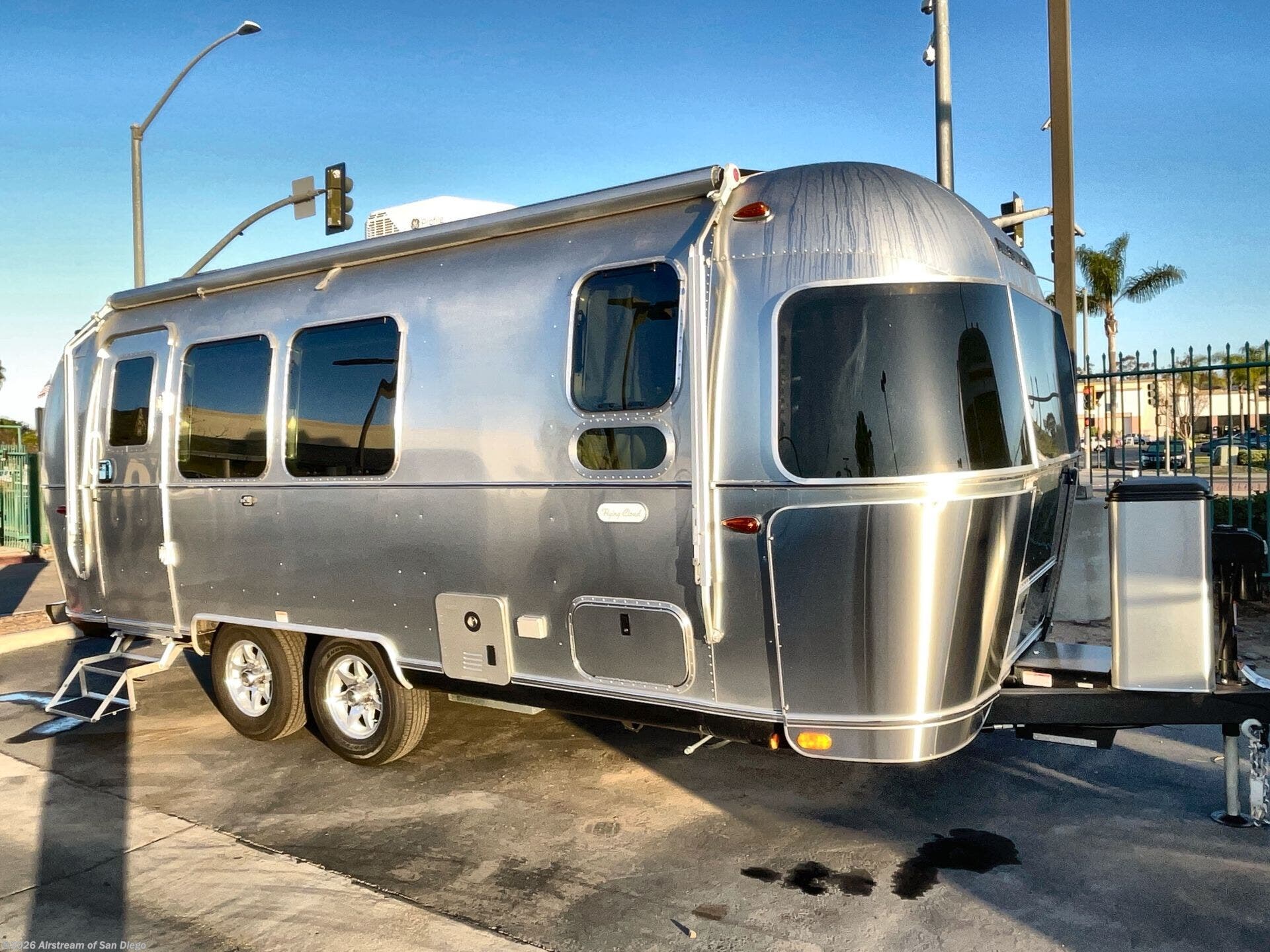 2026 Flying Cloud 23FB Twin by Airstream from Airstream of San Diego in San Diego, California