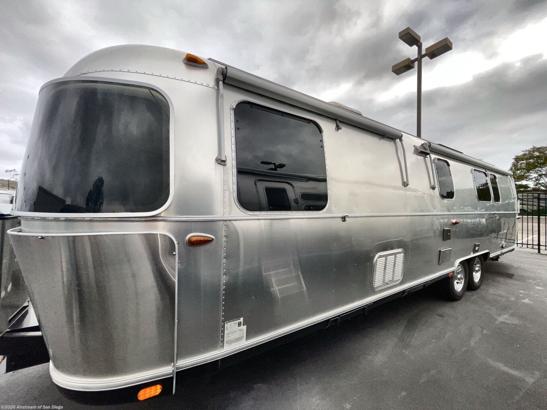Used 2018 Airstream Classic 33FB available in San Diego, California