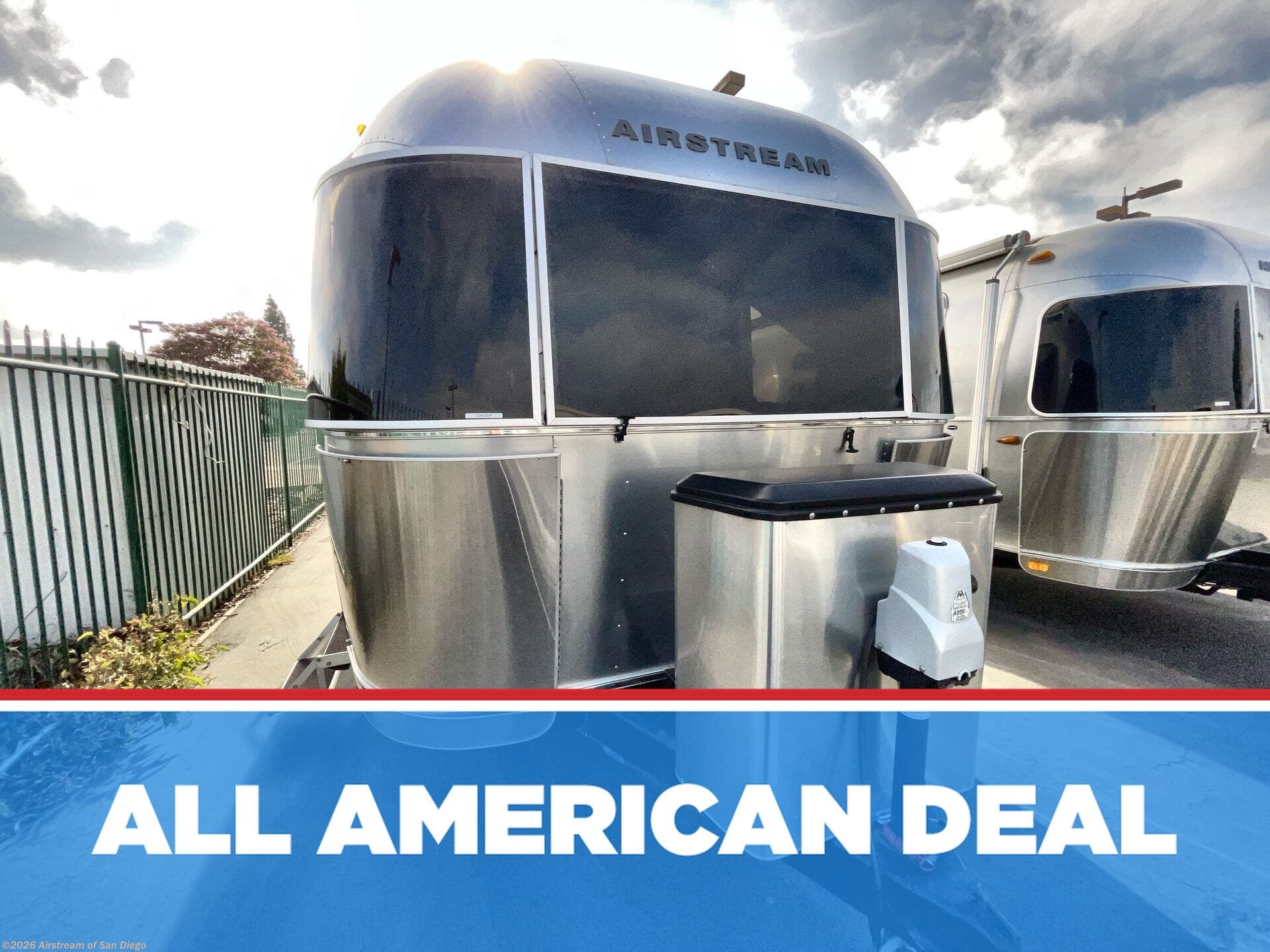 2017 Airstream International Serenity 23D - Used Travel Trailer For Sale by Airstream of San Diego in San Diego, California