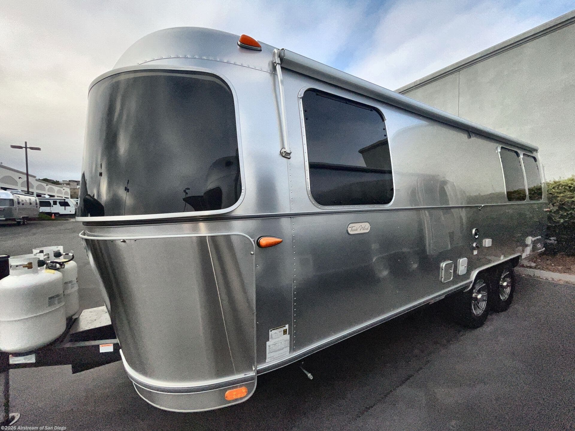 New 2027 Airstream Trade Wind 27FB available in San Diego, California