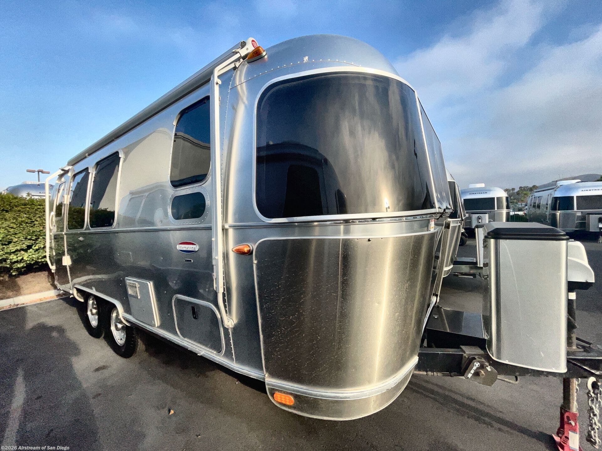 2017 International Signature 23FB by Airstream from Airstream of San Diego in San Diego, California