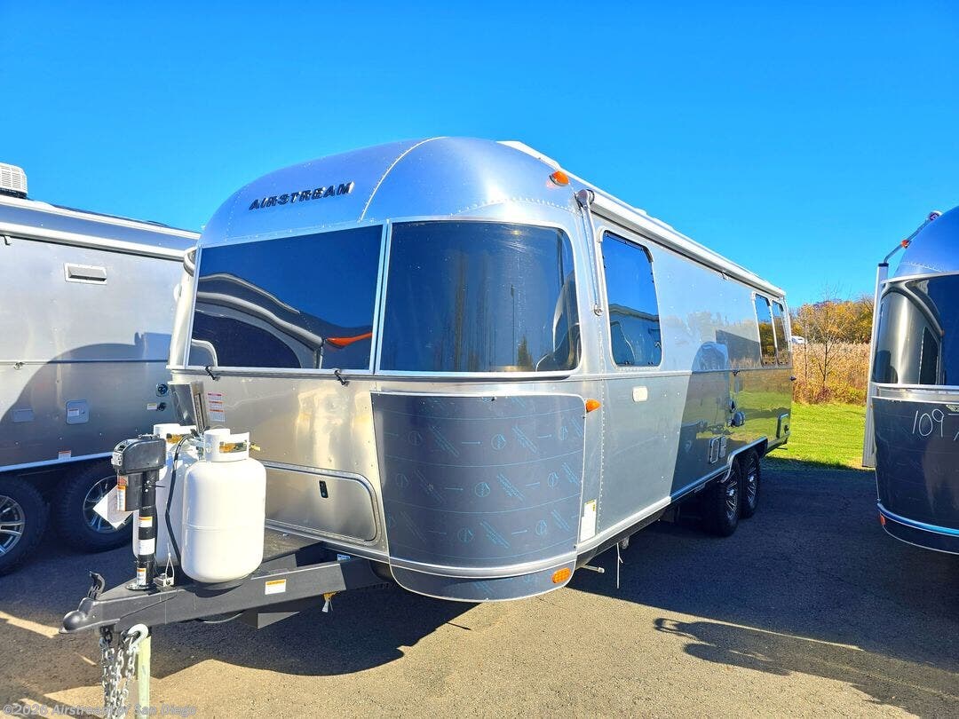 New 2027 Airstream Trade Wind 27FB available in San Diego, California