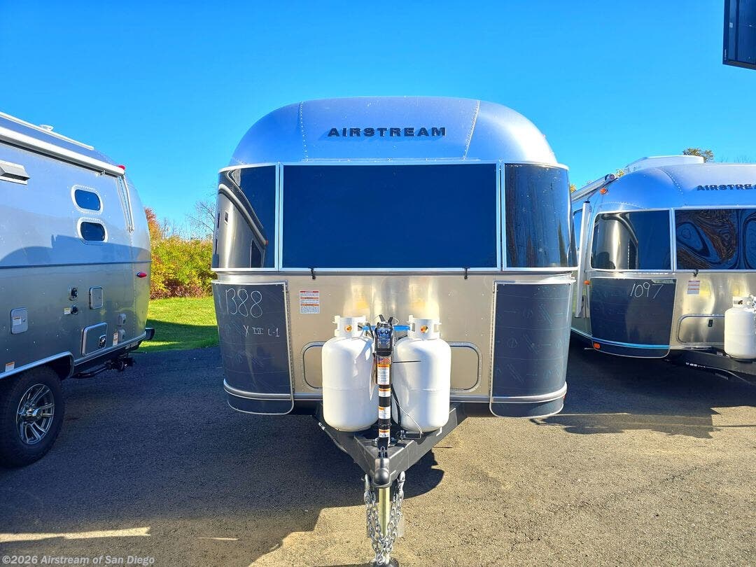 2027 Trade Wind 27FB by Airstream from Airstream of San Diego in San Diego, California