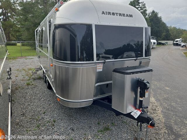 2027 Trade Wind 23FB Twin by Airstream from Airstream of San Diego in San Diego, California