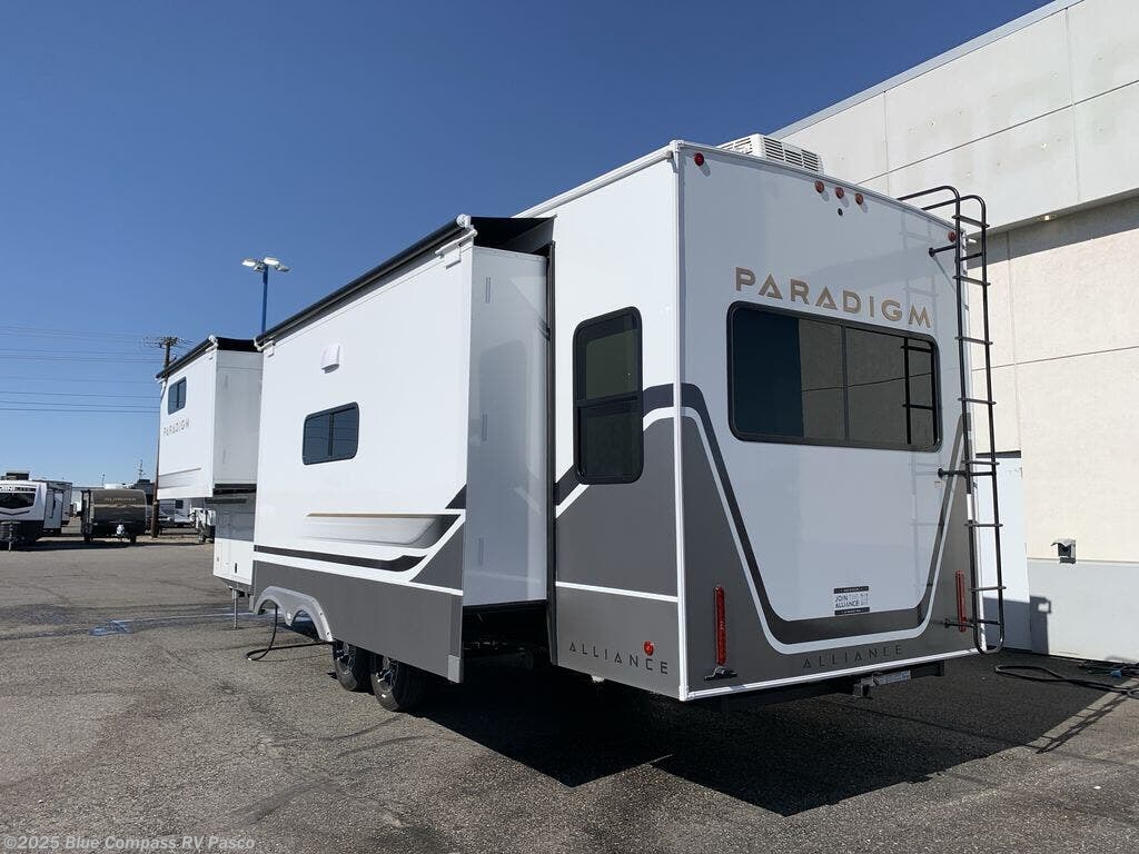 2026 Paradigm 340RL by Alliance RV from Blue Compass RV Pasco in Pasco, Washington