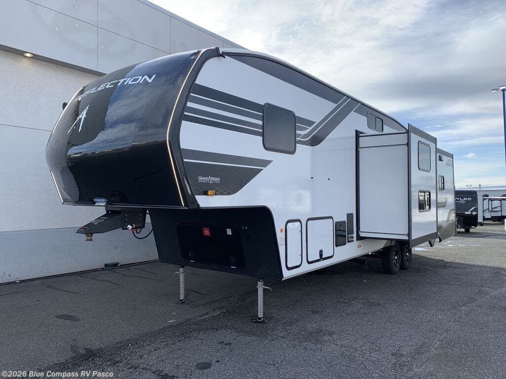New 2026 Grand Design Reflection 324MBS available in Pasco, Washington