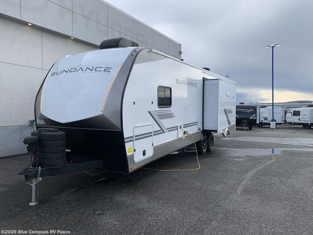 2026 Sundance Ultra-Lite 29RLBS by Heartland from Blue Compass RV Pasco in Pasco, Washington