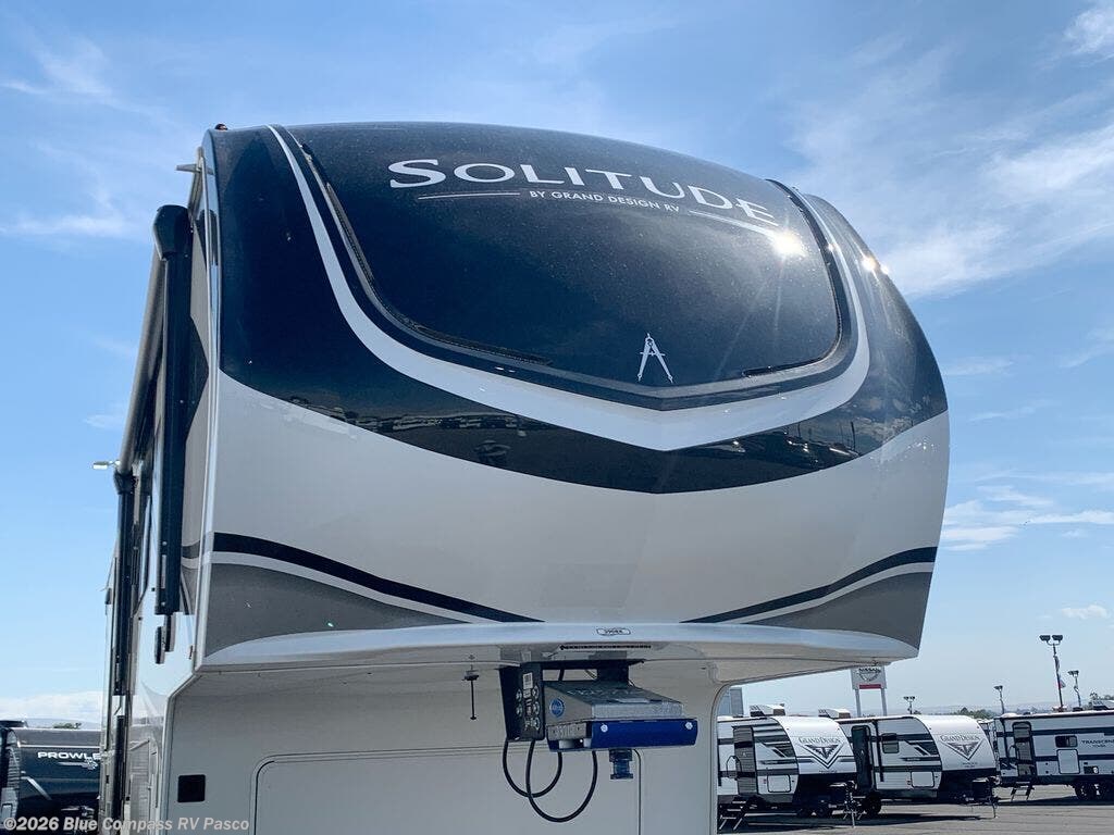 2026 Solitude 390RK by Grand Design from Blue Compass RV Pasco in Pasco, Washington