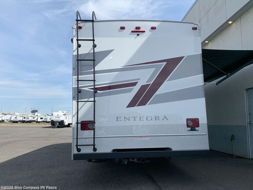2026 Esteem 27U by Entegra Coach from Blue Compass RV Pasco in Pasco, Washington