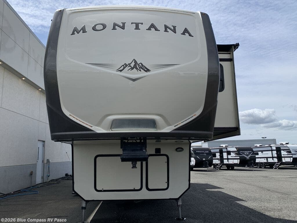 Used 2017 Keystone Montana 3440 RL available in Pasco, Washington