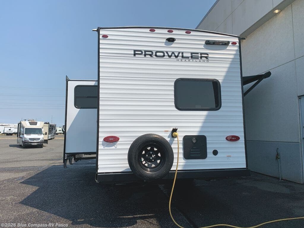New 2027 Heartland Prowler 2602BHS available in Pasco, Washington