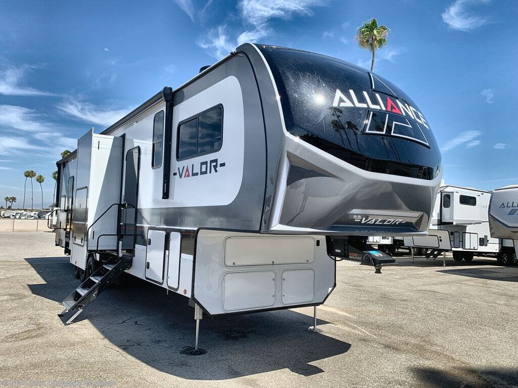 2024 Valor 40V13 by Alliance RV from Blue Compass RV Pasco in Pasco, Washington