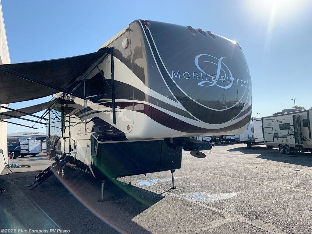 Used 2019 DRV Mobile Suites 36 RSSB3 available in Pasco, Washington