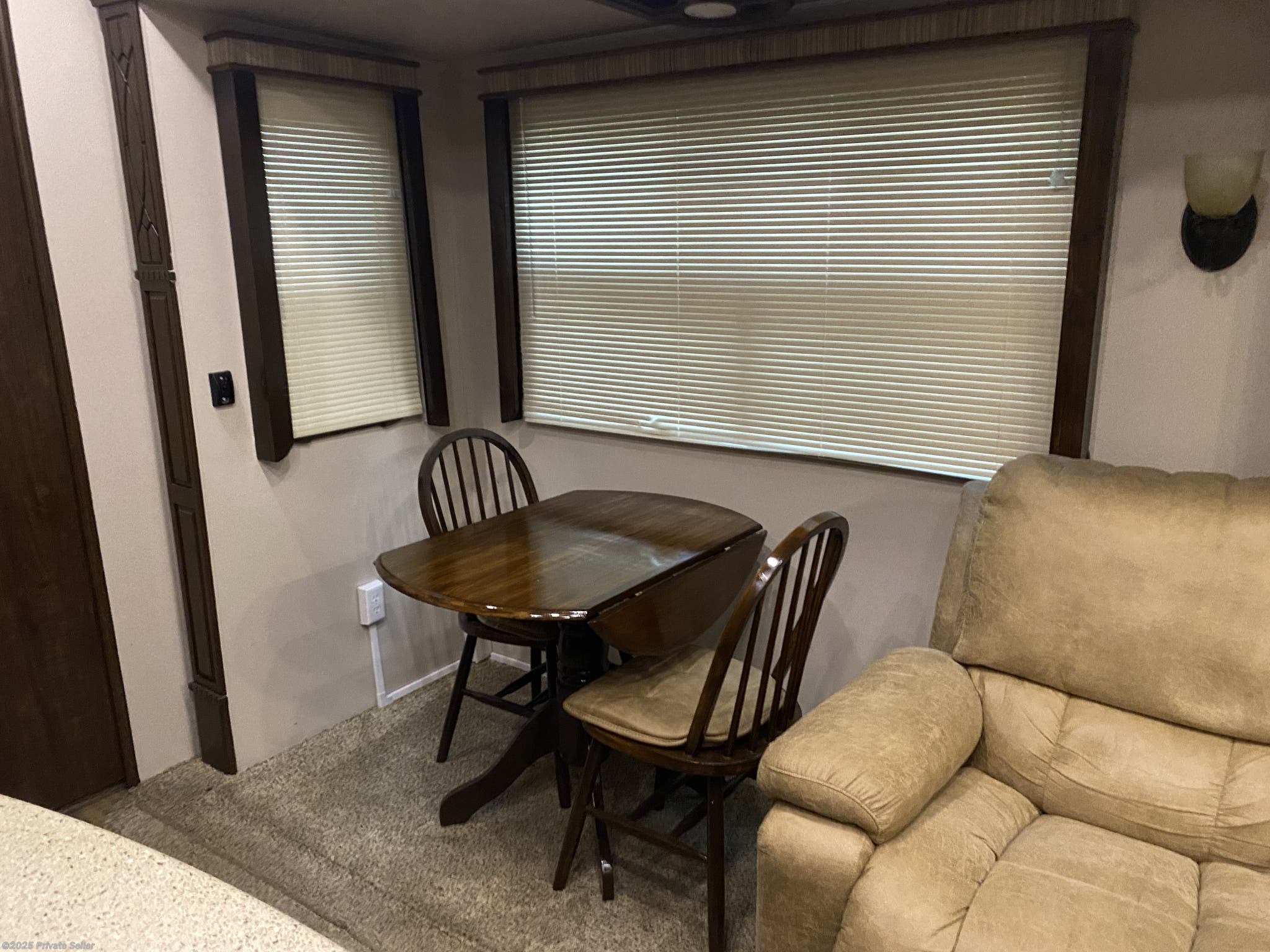 2015 Heartland Gateway 3650BH Two bedroom & 1 1/2 bath (Rear Bunkhouse