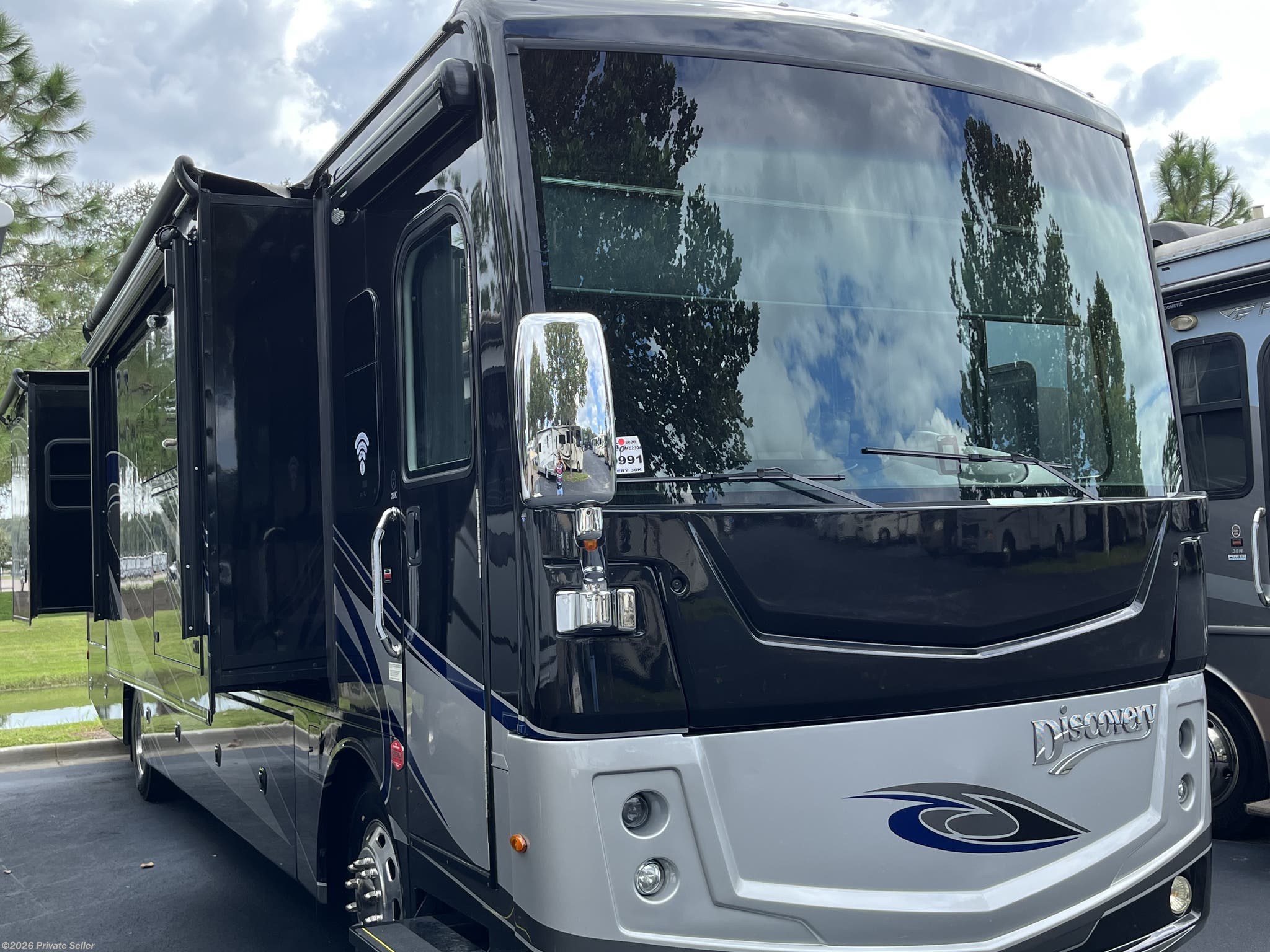 2020 Fleetwood Discovery 38K # - For Sale in Tampa, FL