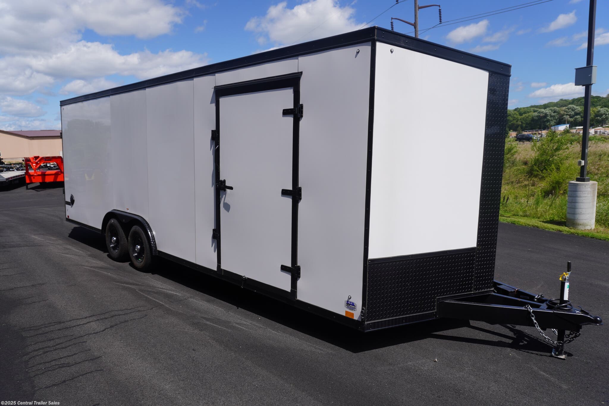 2026 Discovery Trailers S.E. 8.5x24ft Enclosed Car Hauler - New Car Hauler Trailer for sale by Central Trailer Sales in Jordan, Minnesota