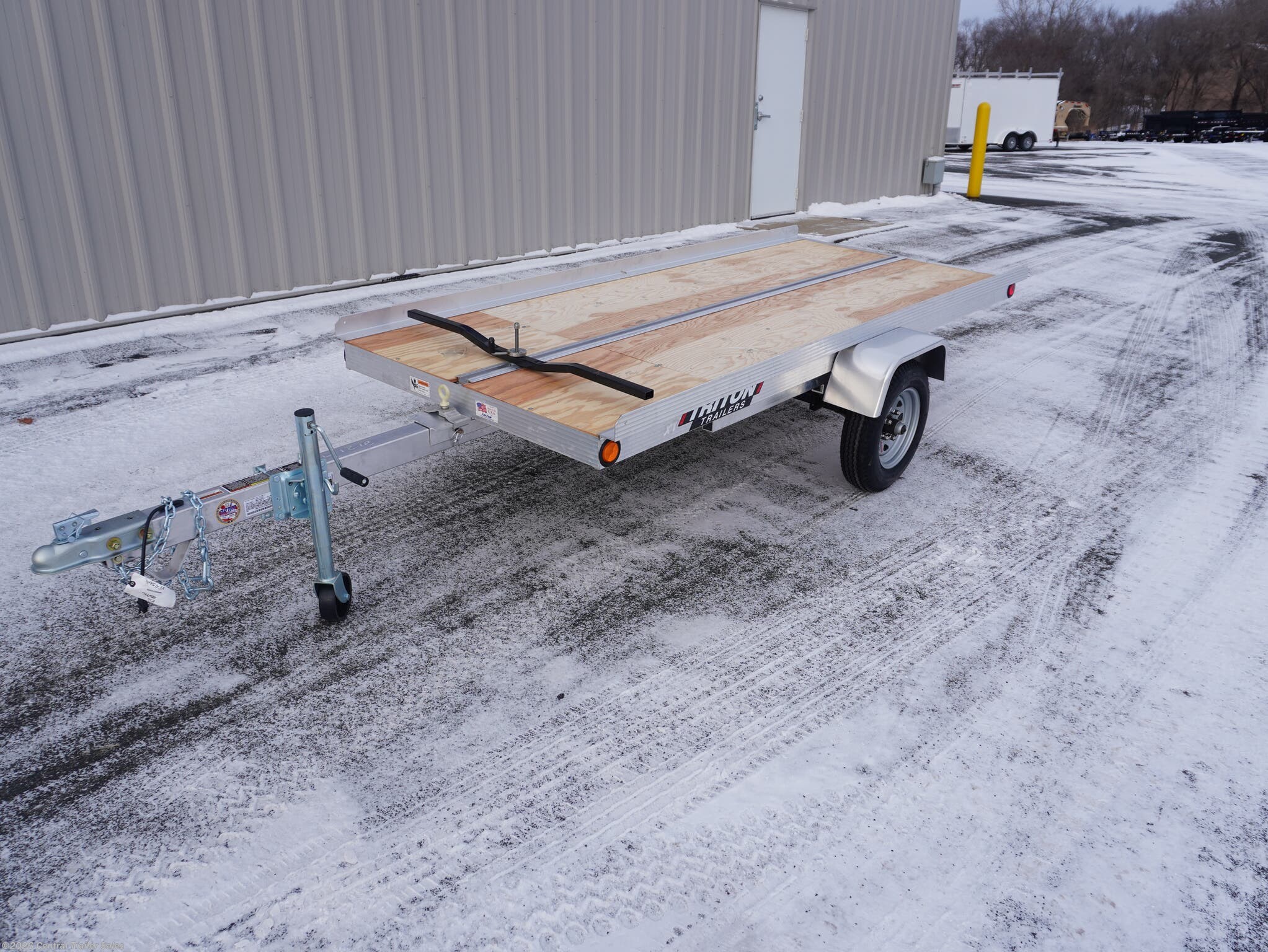 2026 Triton Trailers Snowmobile Trailers XT4.5QP