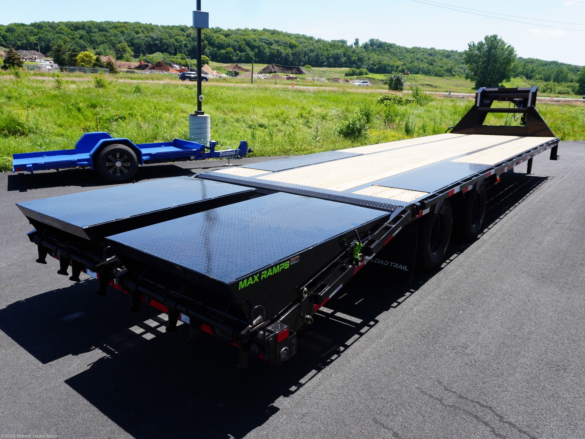 2025 Load Trail GP 32ft Gooseneck Deckover - New Deckover/Flat Deck Trailer for sale by Central Trailer Sales in Jordan, Minnesota