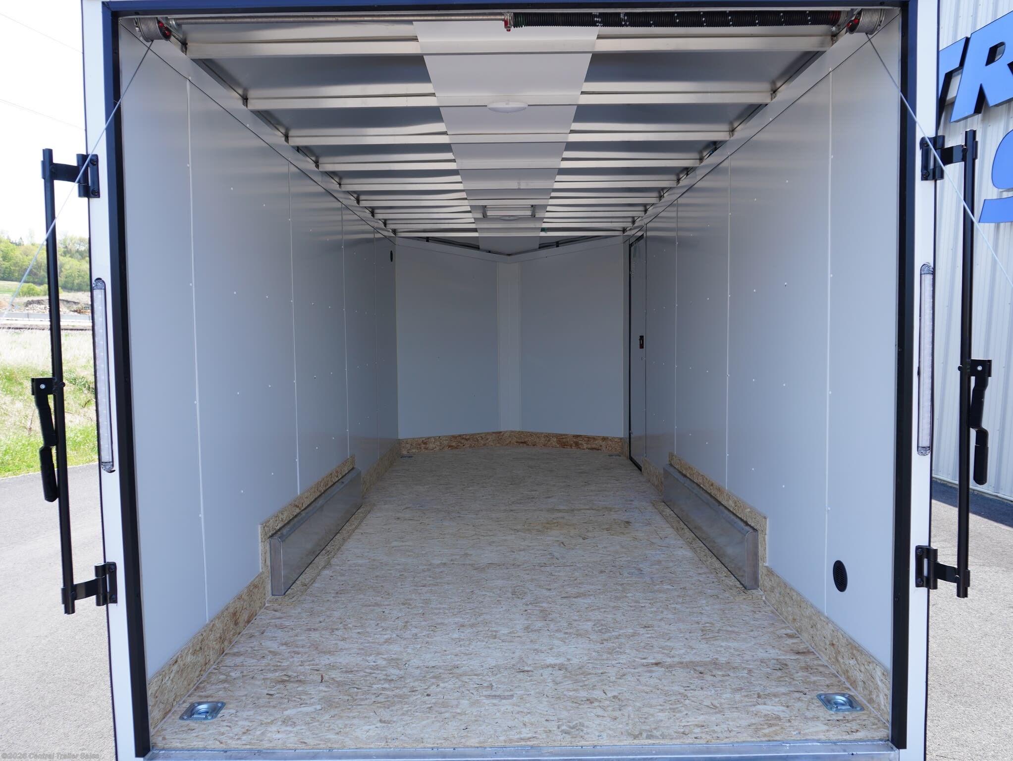 New 2026 Discovery Trailers Endeavor Aluminum 7.5x18ft Enclosed available in Jordan, Minnesota