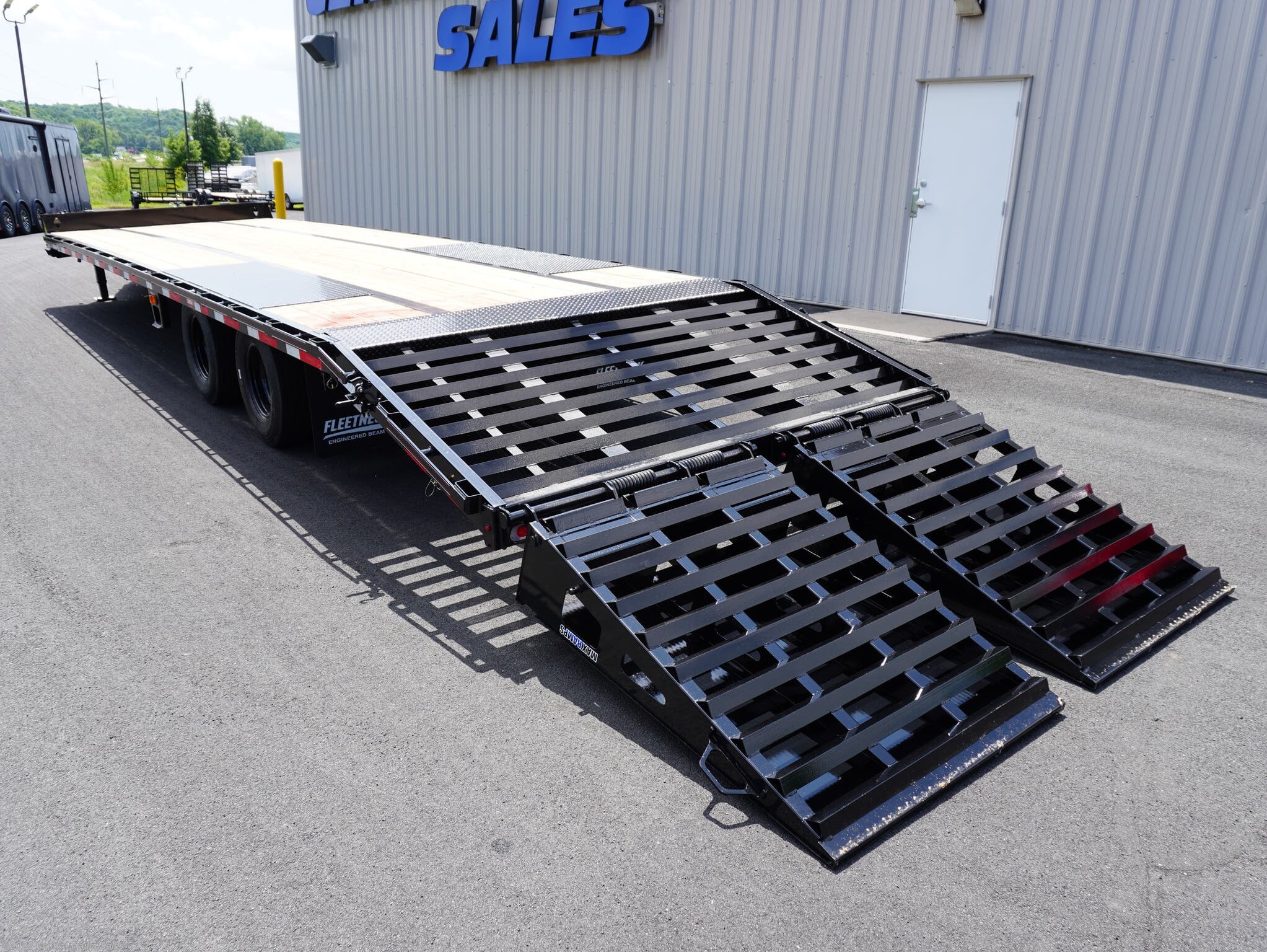 New 2025 Diamond C PX212 32ft Deckover available in Jordan, Minnesota