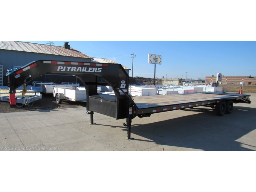 New 2026 PJ Trailers LS 30ft Gooseneck Low-Pro Flatdeck - 14K GVWR available in Jordan, Minnesota