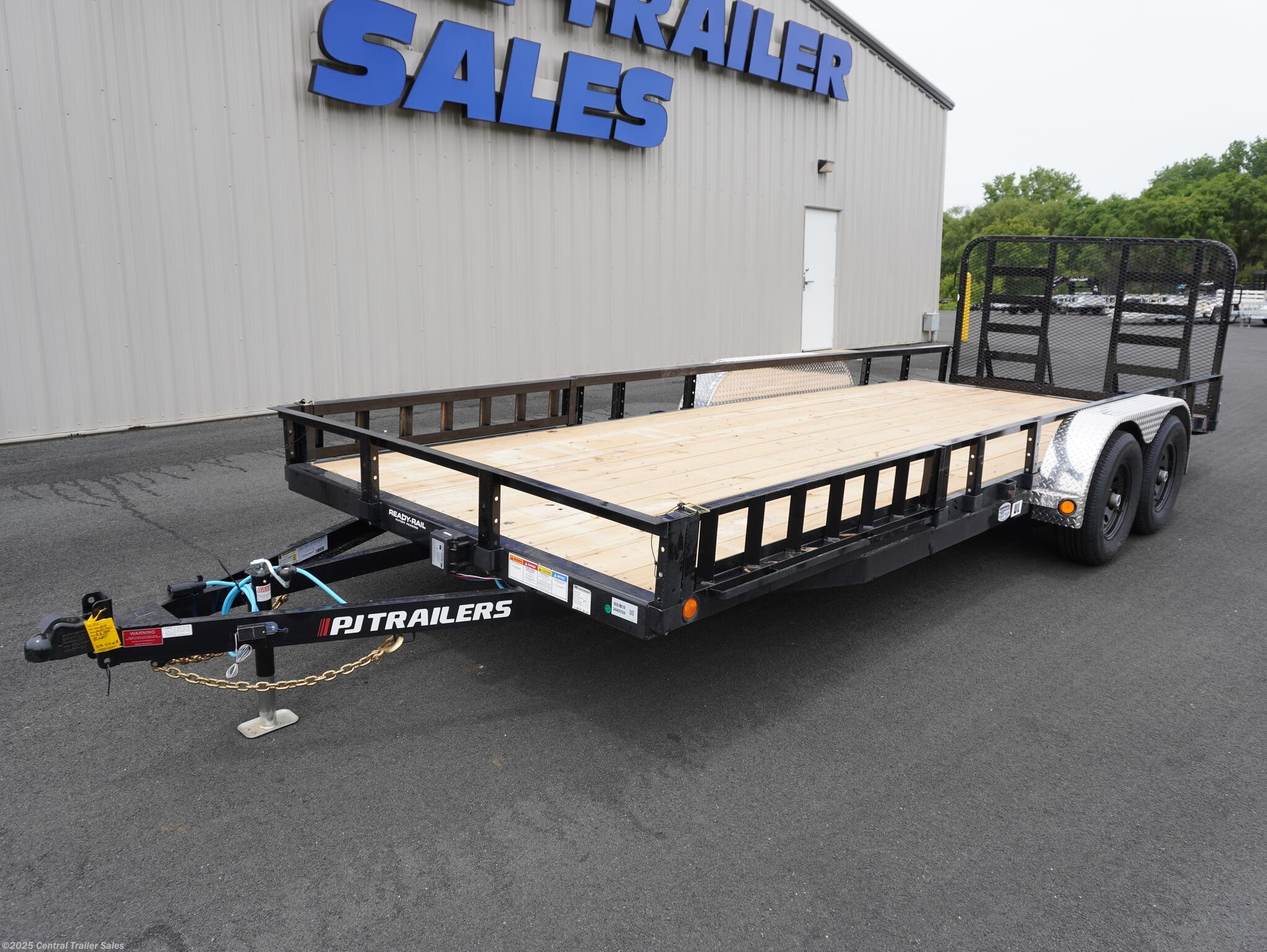 2026 PJ Trailers UL 83