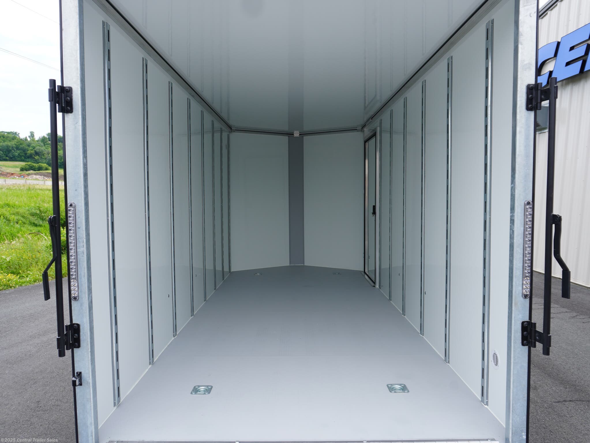 2025 CellTech 7x16ft Galvanized Enclosed