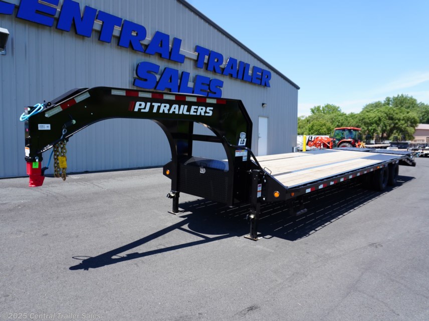 2026 PJ Trailers LD 30ft Gooseneck W/12K Axles & Mega Ramps