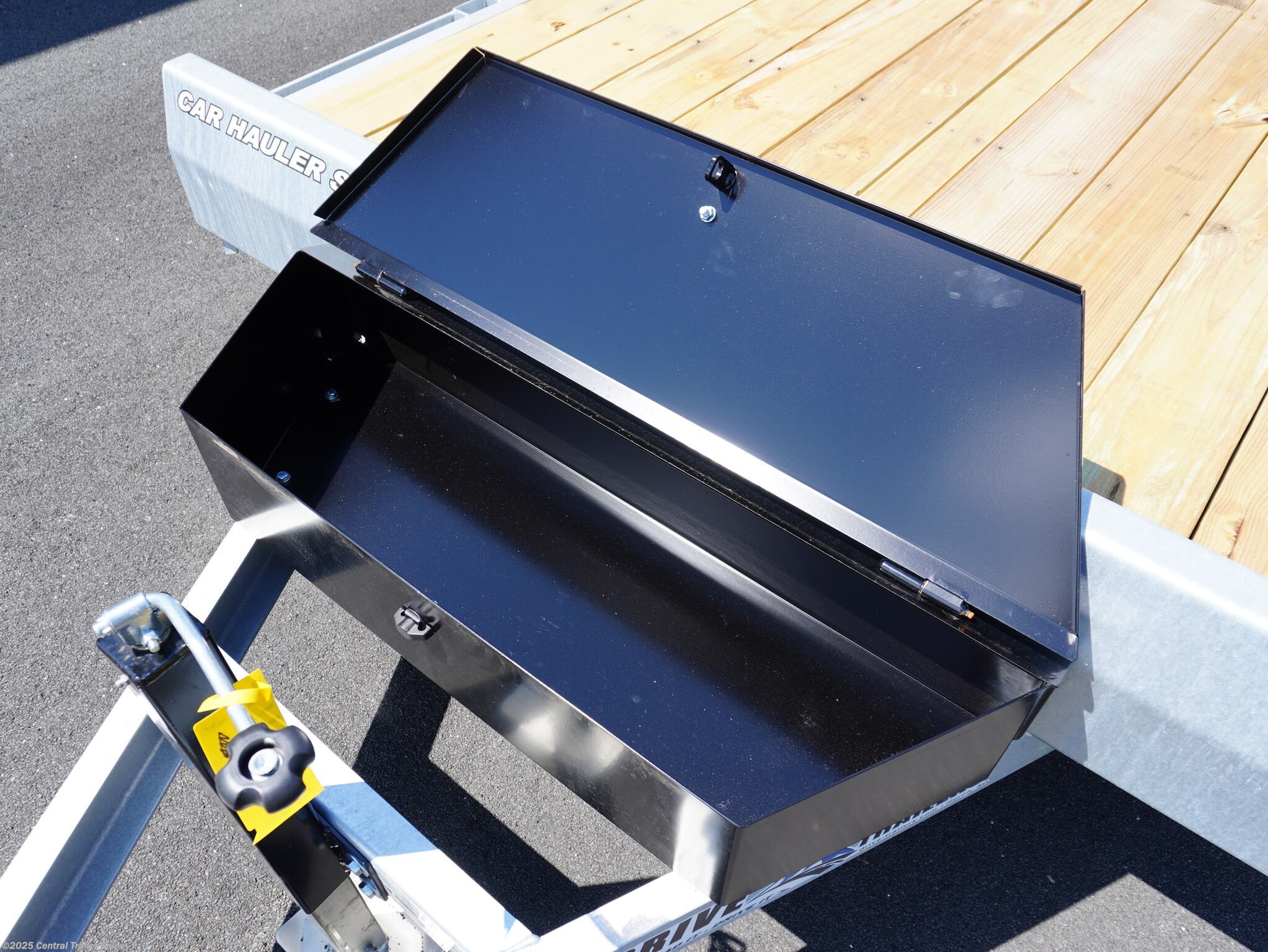 2026 83&quot;x20&apos; Galvanized Car Hauler by Drive Trailers from Central Trailer Sales in Jordan, Minnesota