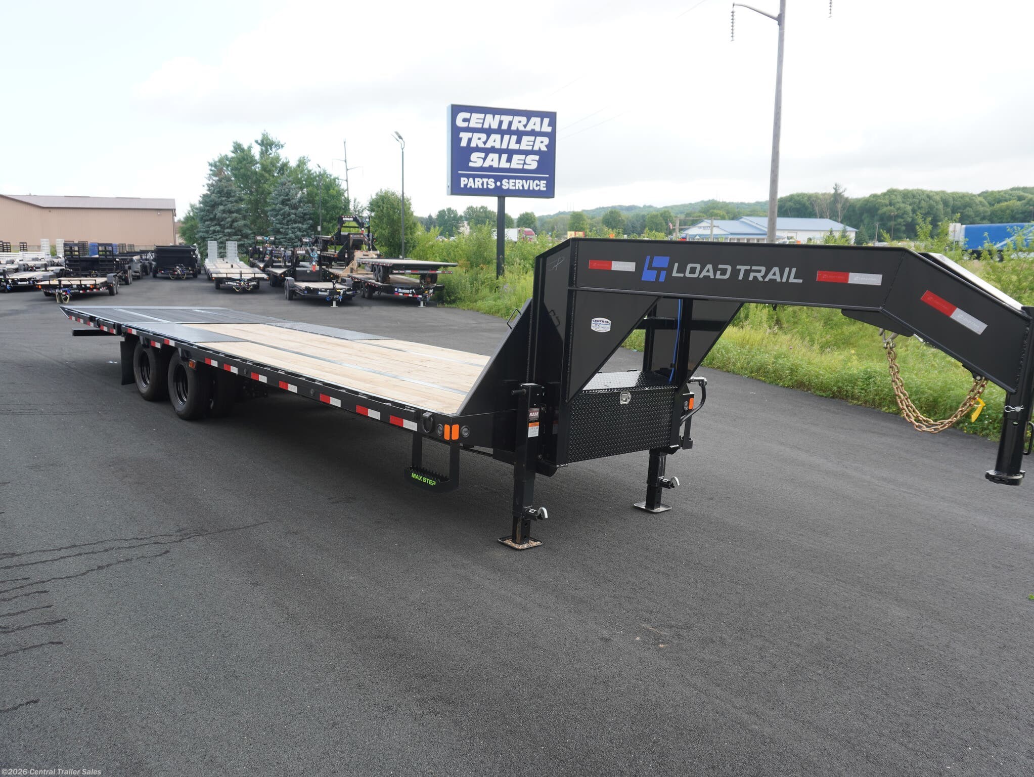 2025 Load Trail GL 32ft Gooseneck Deckover - New Deckover/Flat Deck Trailer for sale by Central Trailer Sales in Jordan, Minnesota