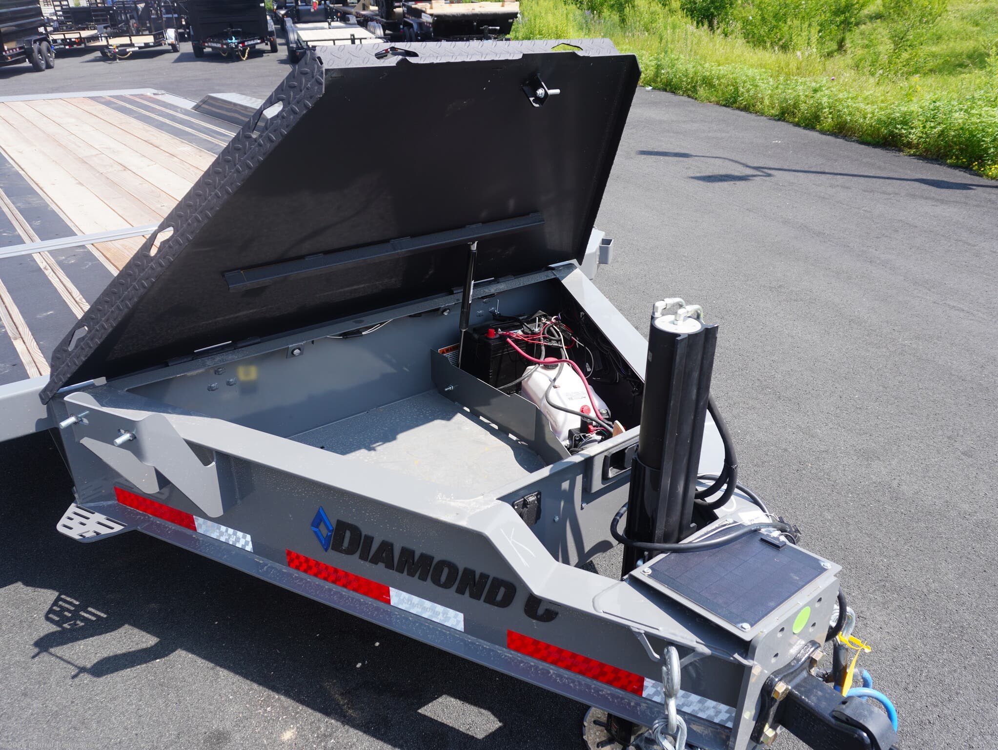 2025 HXD 210 22ft Tilt by Diamond C from Central Trailer Sales in Jordan, Minnesota